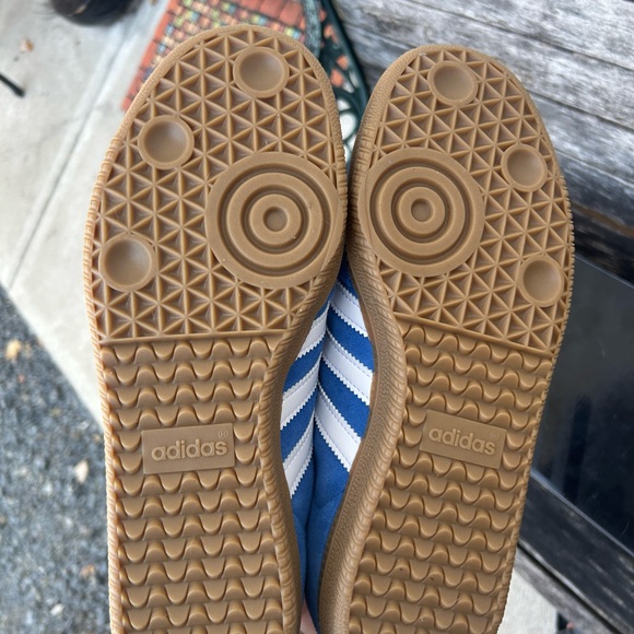 Samba Adidas Men’s 8.5 Limited Color - Picture 6 of 7